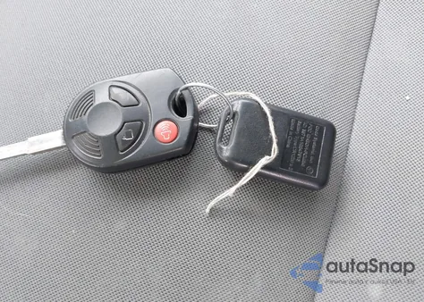 2015 Ford Escape Se z USA, uszkodzony, nr VIN 1FMCU9GX5FUA08021